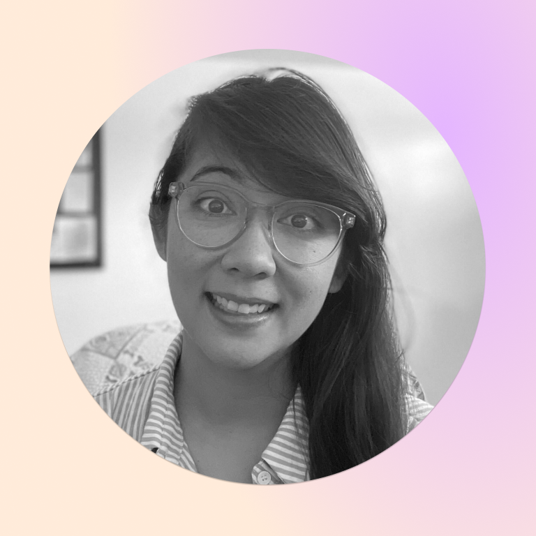 headshot of Prisma team member Alecia Tumpap in circular frame with gradient background